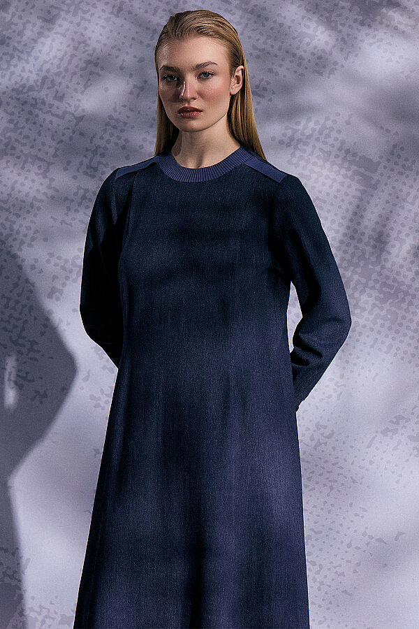 Triko Detaylı Yuvarlak Yaka Denim Elbise Lacivert - 4