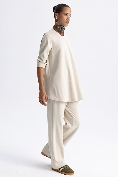 Minimal Kesim Yuvarlak Yaka Tunik Ekru - 3