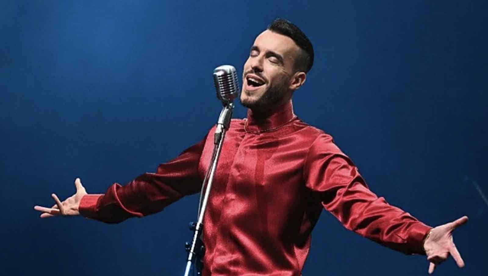 Cem Adrian – Canlı Performans