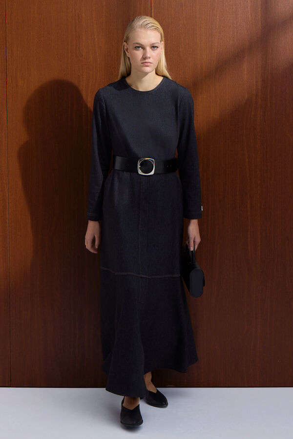 A Form Denim Dress - 4