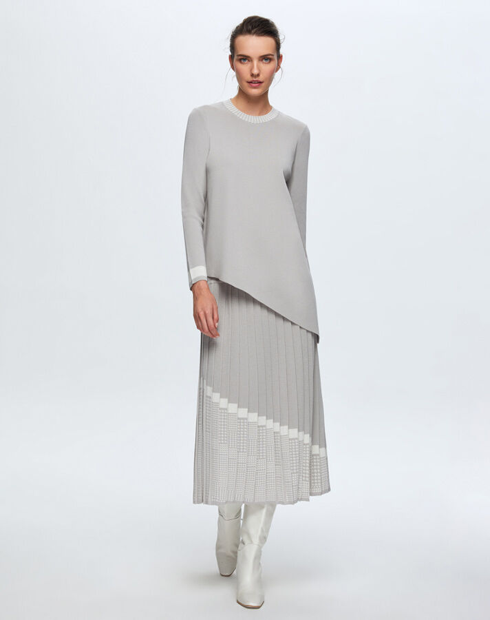 T24K-2001 Asymmetrical Patterned Pleat Skirt - 8