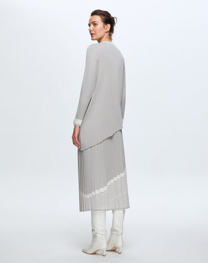 T24K-2001 Asymmetrical Patterned Pleat Skirt - 9