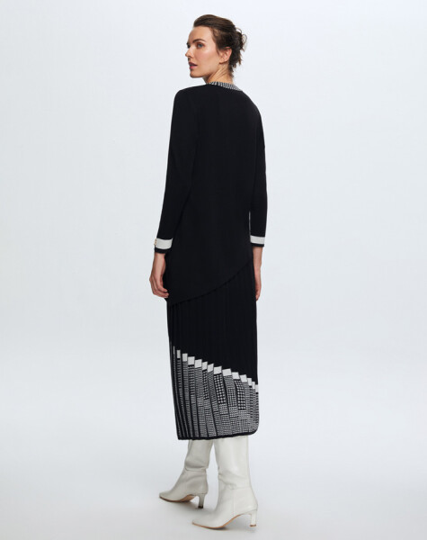 T24K-2001 Asymmetrical Patterned Pleat Skirt - 12