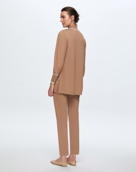 T24K-6007 Balloon Sleeve Knitwear Tunic - 10