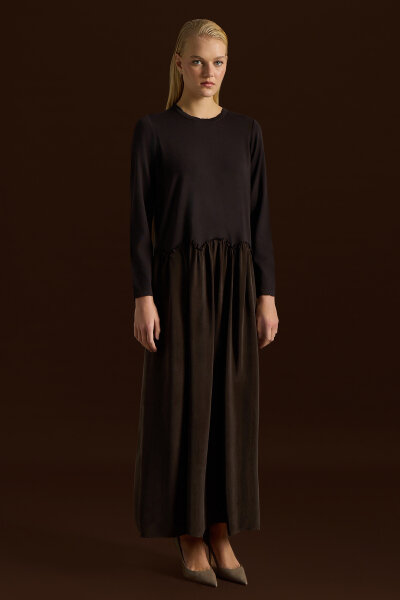 Büzgü Detaylı Triko Cupro Elbise Kahverengi - 3