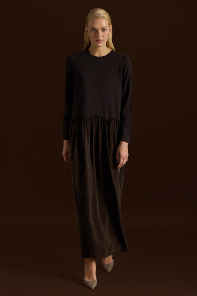 Büzgü Detaylı Triko Cupro Elbise Kahverengi 