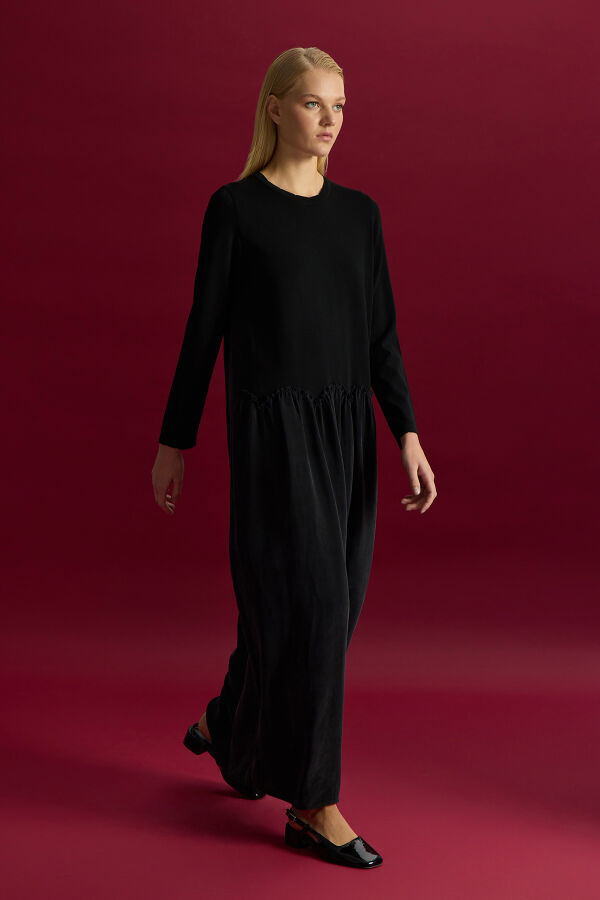 Knitted Cupro Dress with Gathered Detai - 2