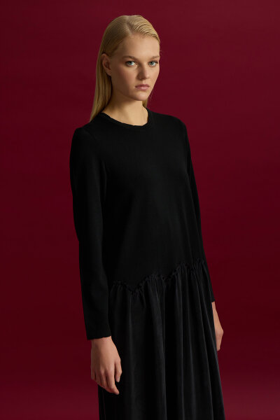 Knitted Cupro Dress with Gathered Detai - 4