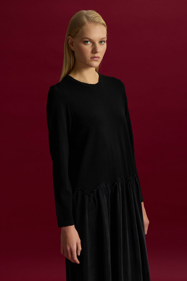 Knitted Cupro Dress with Gathered Detai - 4