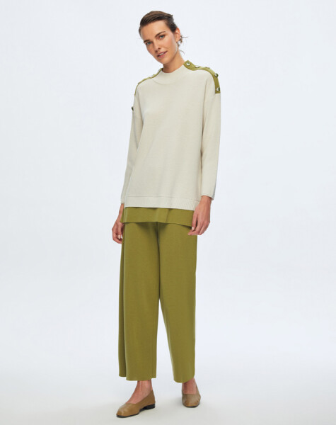 T24K-6009 Tunic with Colorful Button Accessories - 11