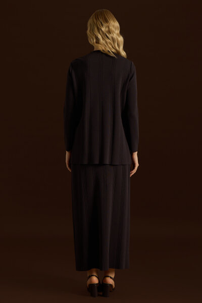 Buttoned Classic Knit Jacket - 3