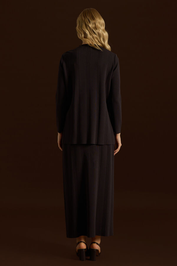 Buttoned Classic Knit Jacket - 3