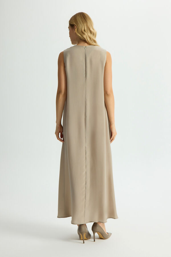 Düz Renk Kolsuz Cupro Elbise Stone - 4