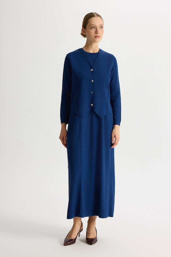 Solid Color Comfortable Fit Dress - 3