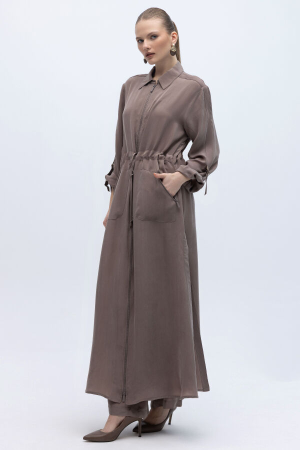 Fermuarlı Beli Büzgülü Cupro Ceket Kahverengi Pudra - 6