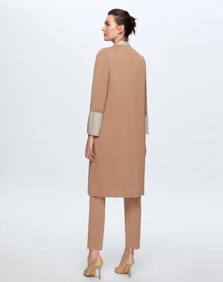 T24K-8010 Knitwear Cape with Leather Detail on Front Patch - 11