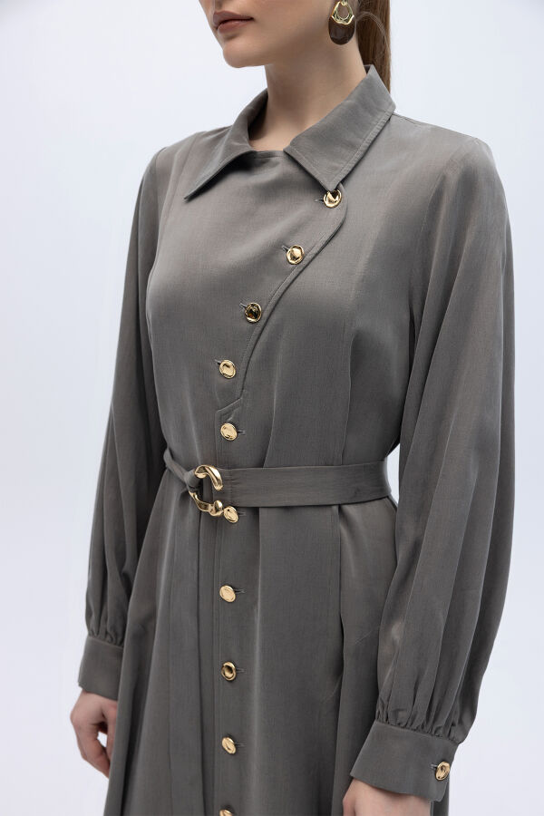 Kemer ve Düğme Detalı Cupro Keten Elbise Mink - 4