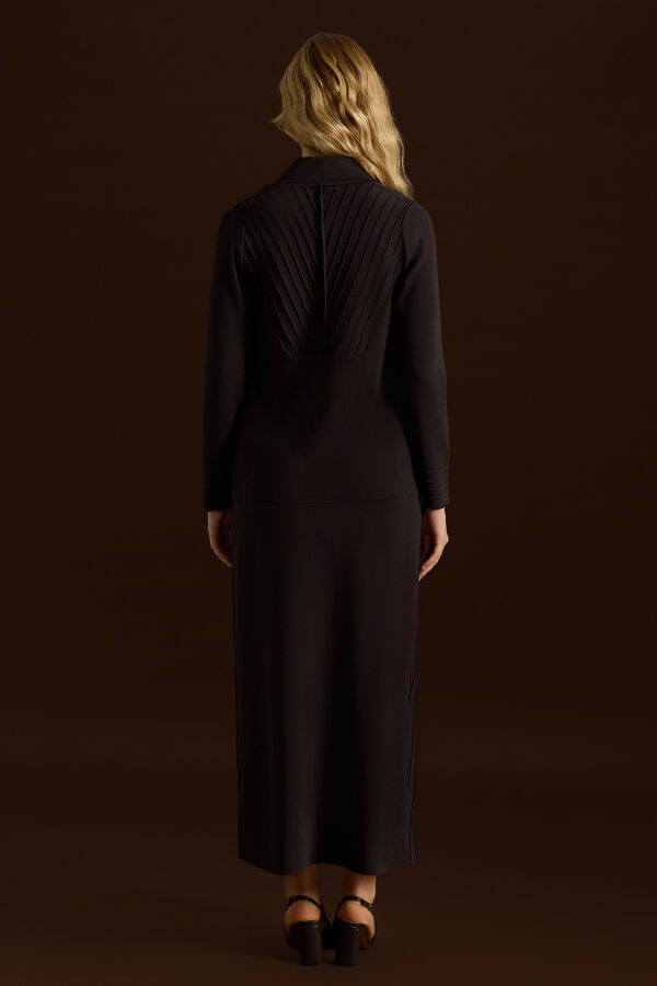 Knitted Skirt with Bodice and Knitting Technique - 3