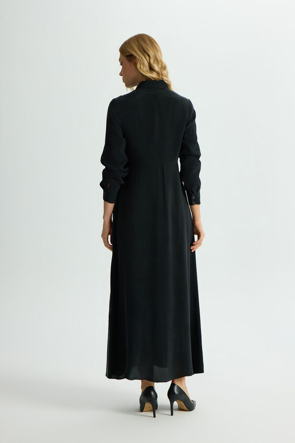 Ön Kısmı Bağlama Detaylı Cupro Elbise Siyah - 3