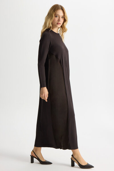 Knit Dress with Cupro Detail on the Front - 4