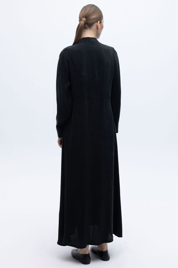 Önü Fermuarlı Hakim Yaka Cupro Elbise Siyah - 6