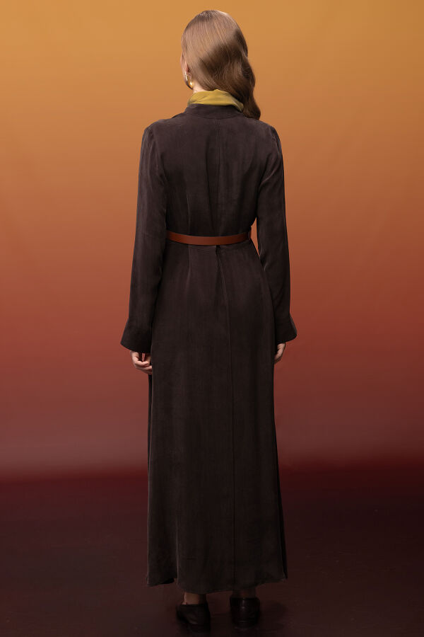 Önü Fermuarlı Hakim Yaka Cupro Elbise Kahverengi - 5