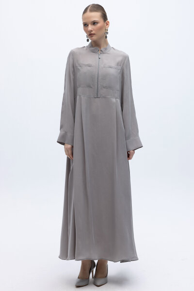 Önü Fermuarlı Hakim Yaka Cupro Elbise Gri 
