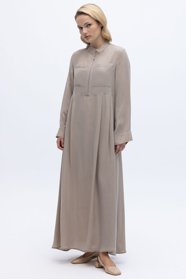 Önü Fermuarlı Hakim Yaka Cupro Elbise Stone - 2