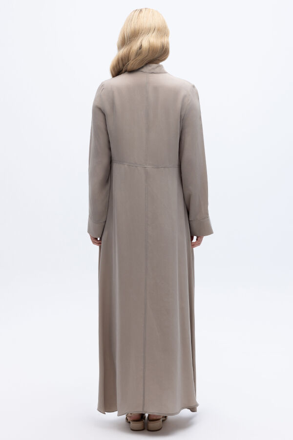 Önü Fermuarlı Hakim Yaka Cupro Elbise Stone - 5