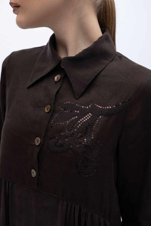 Önü Pul Nakışlı Uzun Elbise Kahverengi - 6