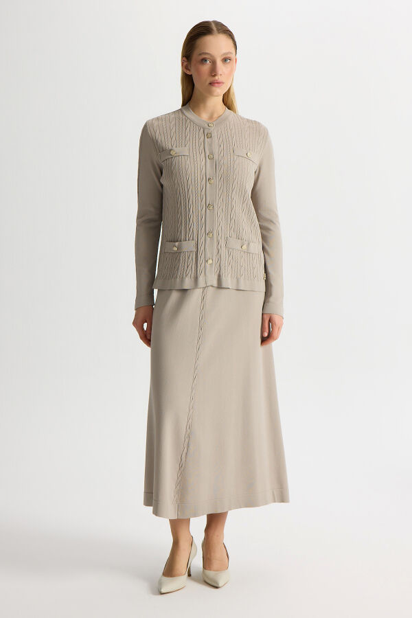 Plain Color Knitwear Skirt with Knitting Technique - 1