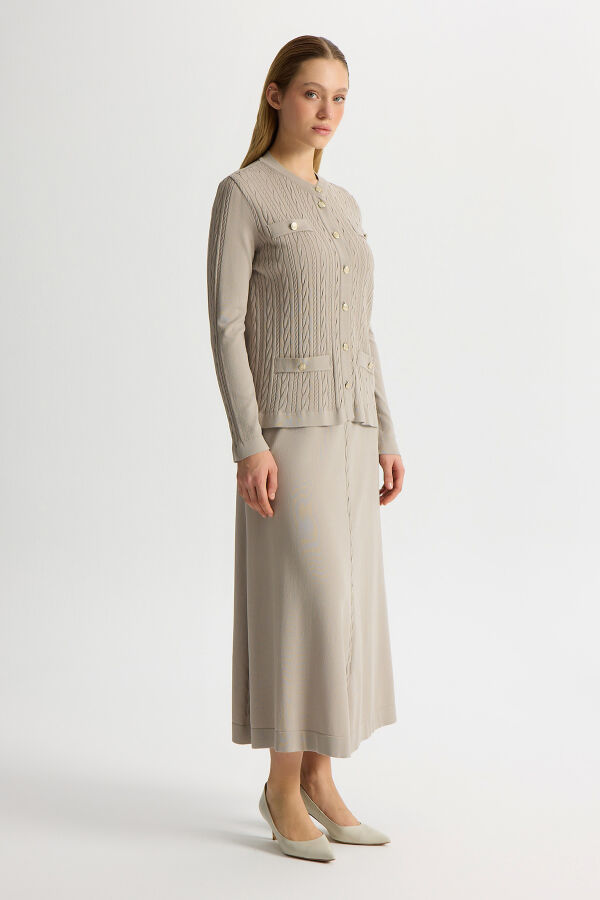 Plain Color Knitwear Skirt with Knitting Technique - 3