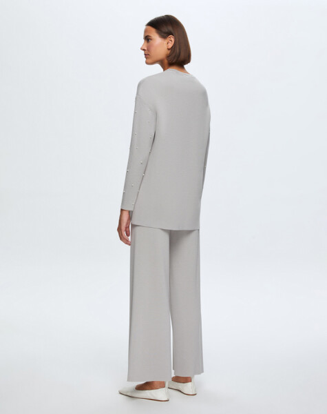 T24K-6025 Basic Tunic with Pearls on the Front - 6