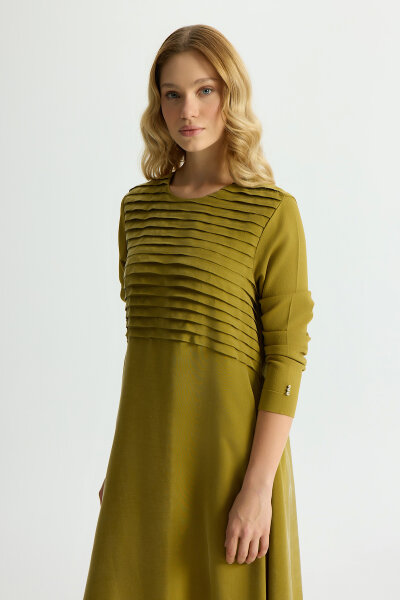 Plise Detaylı Düz Renk Cupro Elbise Amber - 2