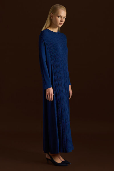 Plain Color Dress with Braided Hair - 2