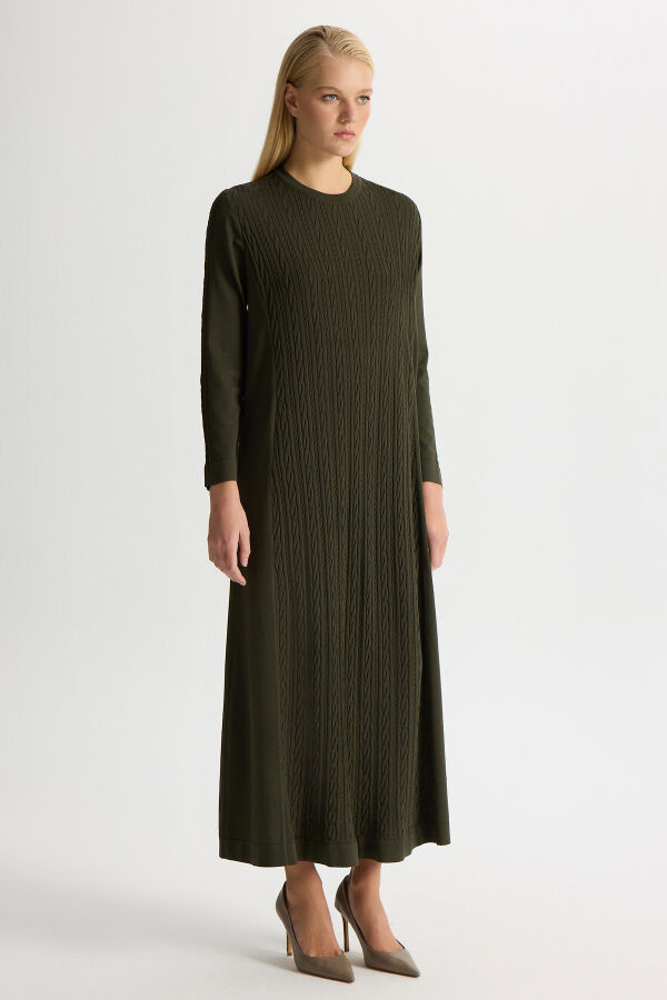 Plain Color Dress with Braided Hair - 1