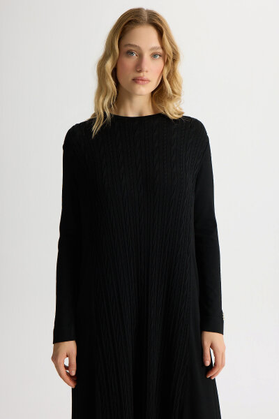 Plain Color Dress with Braided Hair - 2