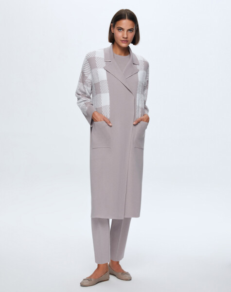 T24K-9027 Square Goose Feet Long Cardigan - 2
