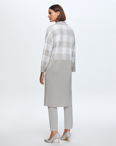 T24K-9027 Square Goose Feet Long Cardigan - 7