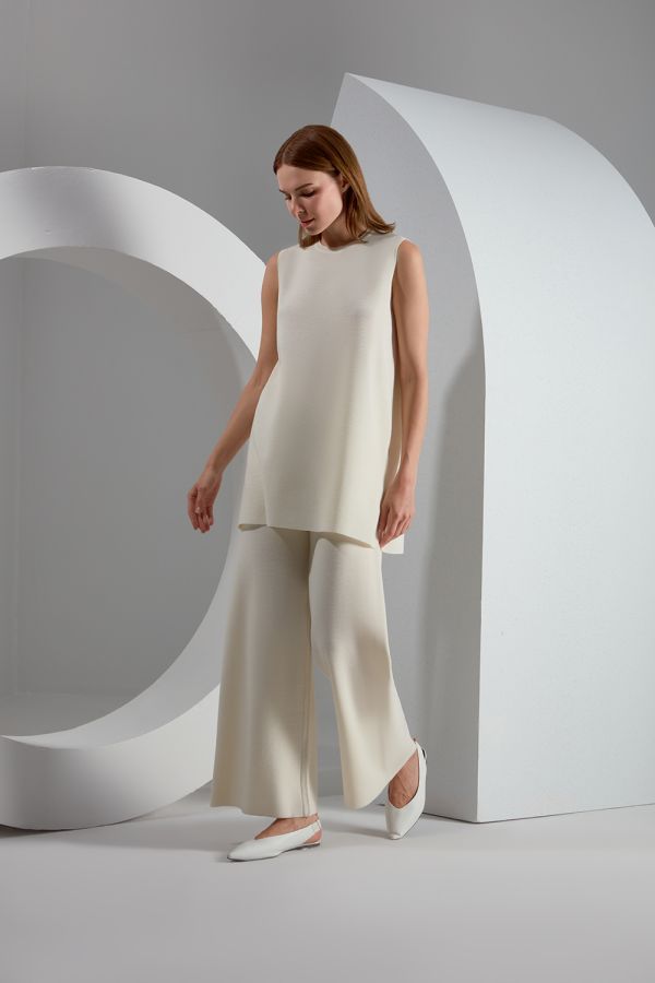 T23K-7001 Wide Leg Knitwear Trousers - 9