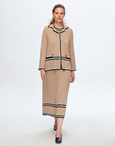 Ucu Çizgili Siyah Etek - 4