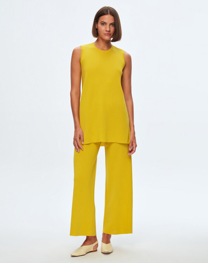 Sleeveless Basic Tunic - 1