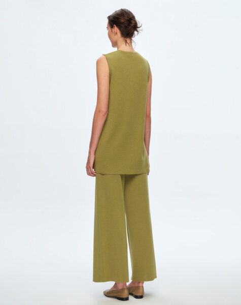 Sleeveless Basic Tunic - 3
