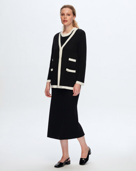 T24K-6041 Yakası Renkli Kolsuz Triko Tunik BLACK 