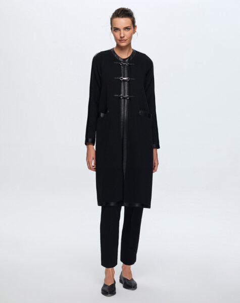 T24K-8011 Deri Detaylı Agraf Kapamalı Triko Kap BLACK 