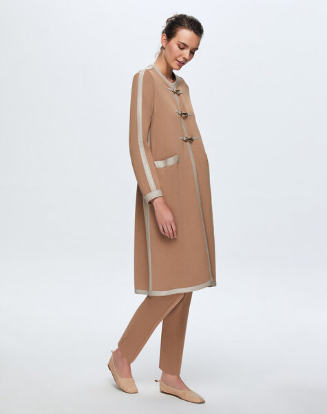 T24K-8011 Deri Detaylı Agraf Kapamalı Triko Kap COMO-CAREMEL 