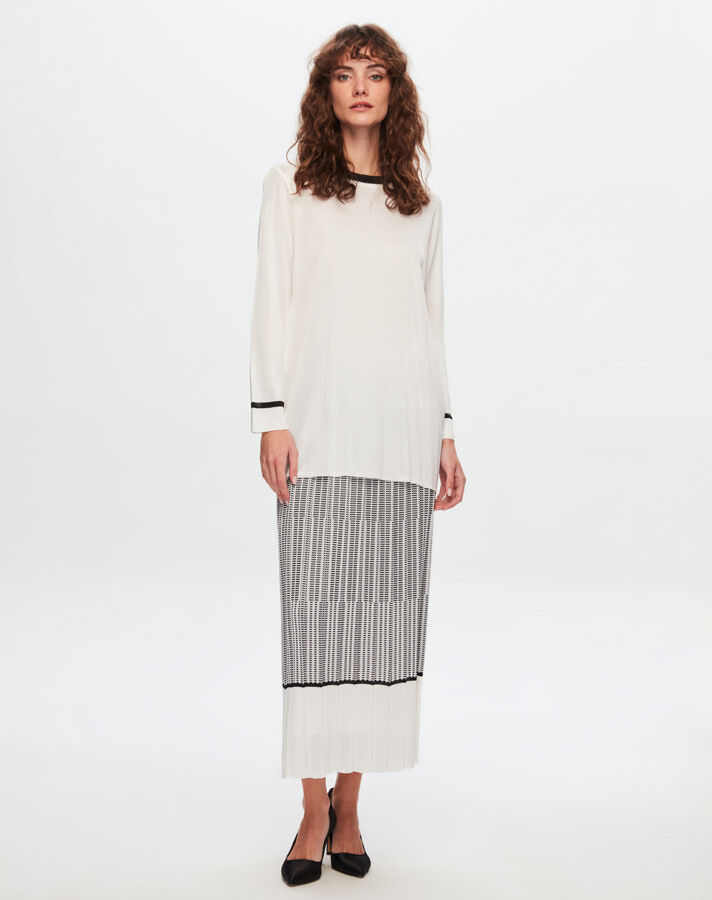 T24Y-2007 Minimal Patterned Shiny Skirt - 7