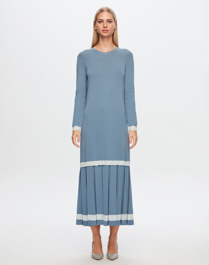 T24Y-4010 Dress with Plain Pleat Detail on the Top - 4