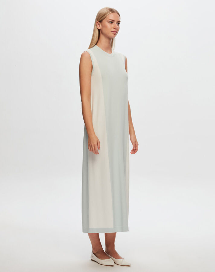 T24Y-4029 Two Color Sleeveless Knitwear Dress - 3