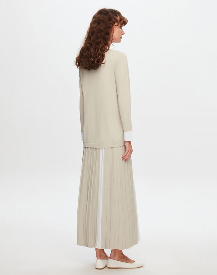 T24Y-6017 Tunic with Bag Detail on Collar and Wrist - 8